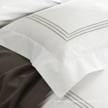 Hotel Comforter Embroidery Bedding Set In Microfiber Fabric